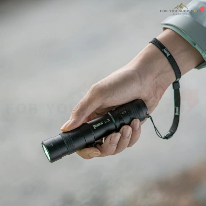 ไฟฉาย Wuben L3 3000 Lumens ไฟฉาย EDC Tactical พกพา ส่องไกล 226m แบต 4800mAh ชาร์จไว 18W กันน้ำ IP68 [Back / Green]