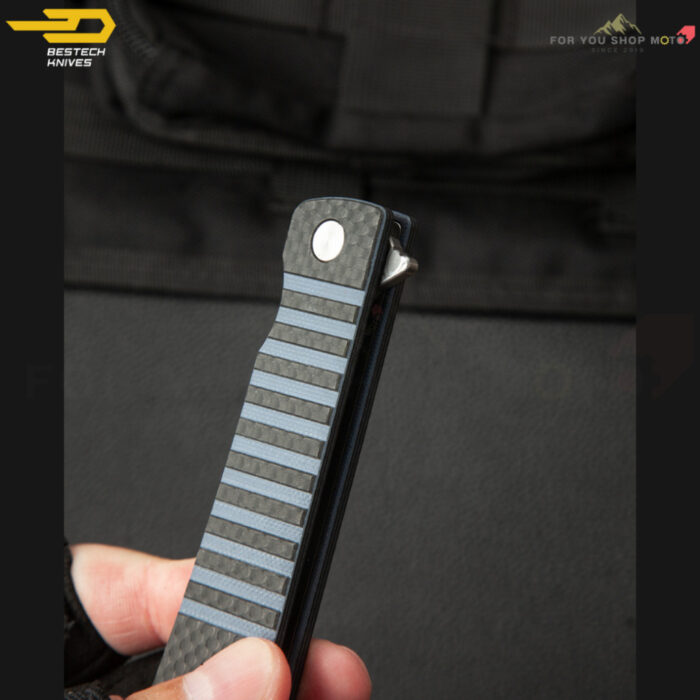th-11134207-81zth-mqhcswiz3hu68b-2.jpg มีดพับ Bestech Titan (BL05) ใบมีด Damascus 2.96 นิ้ว ด้าม Carbon Fiber ผสม G10 (ของแท้)