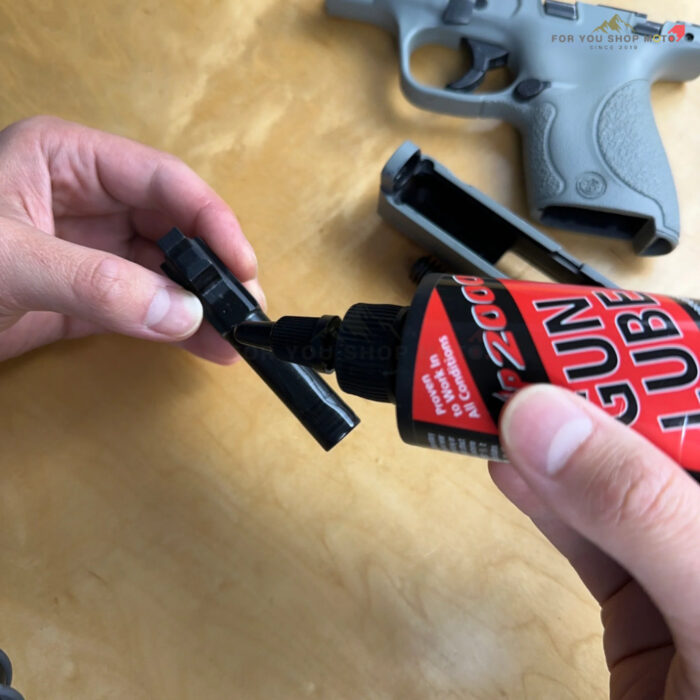 Slip 2000 Gun Lube - น้ำมันทำความสะอาดหล่อลื่นและป้องกันสนิม (CLP: Cleaner, Lubricant & Protectant) สูตรสังเคราะห์แท้