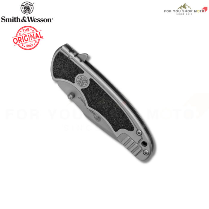 มีดพับ Smith & Wesson 1084306 ใบมีด Stainless Steel 2.625 นิ้ว ด้าม Stainless Steel Flipper & Thumb Stud ของแท้ 100% EDC