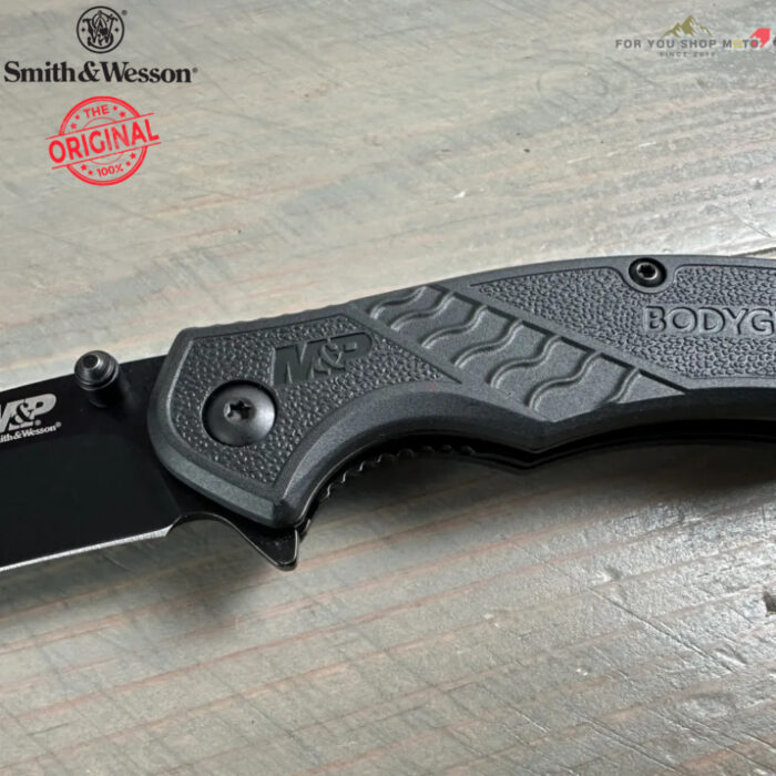 มีดพับ Smith & Wesson M&P Bodyguard MPBG30 Flipper 2.75นิ้ว ใบมีดดำ 8Cr13MoV ด้าม GFN สีดำ Liner Lock 1085890 ของแท้